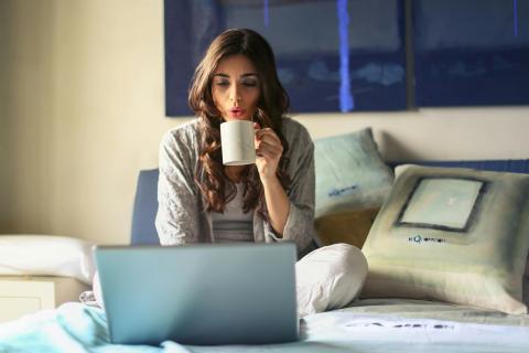 Juggling a Work-from-Home Job with College Courses